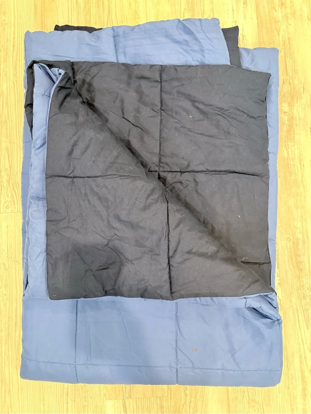 Reversible Blue and Black Comforter - Soft Home Bedding